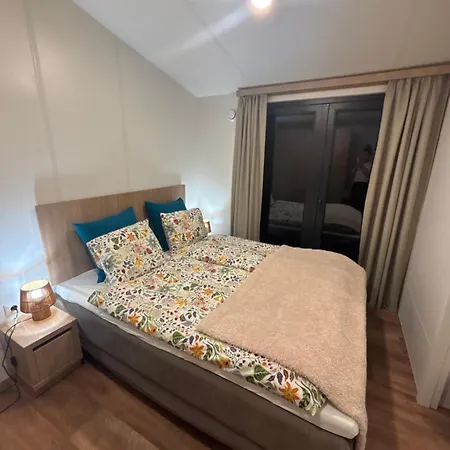 Prázdninový dům Wsrod Sosen Ibiza, Balia Z Jacuzii, Sauna Borsk